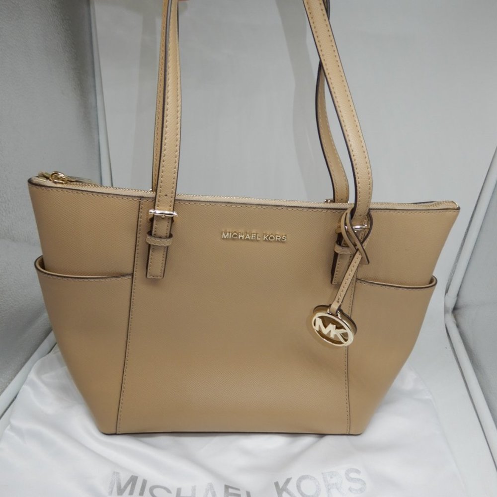 MICHAEL KORS Charlotte Large TAN Leather Tote Bag with side pockets